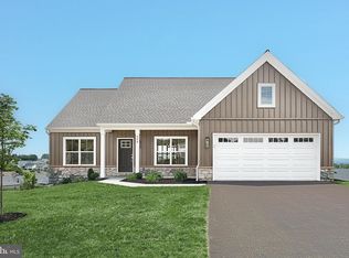 559 Bella May Cir, Lebanon, PA 17046
