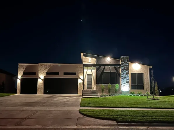 4517 N Bluestem St, Maize, KS 67101