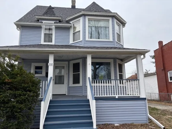 1509 S 4th Ave, Maywood, IL 60153