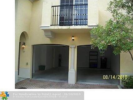 4th image of 2524 SW 14th Ave APT 903