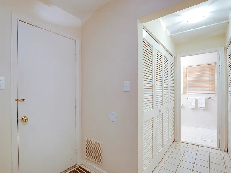 10535 Brevity Dr — Photo 26