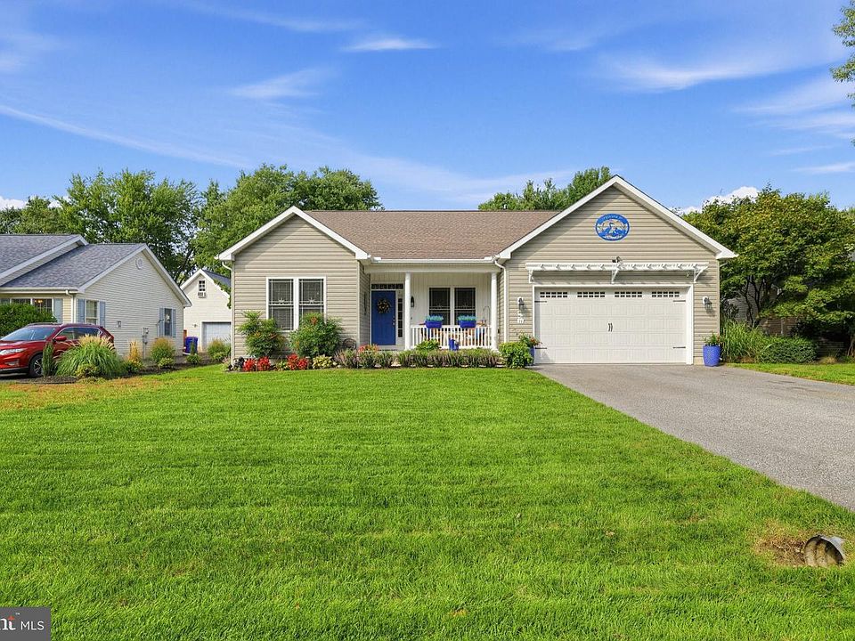 1st image of 412 Jackie Dr