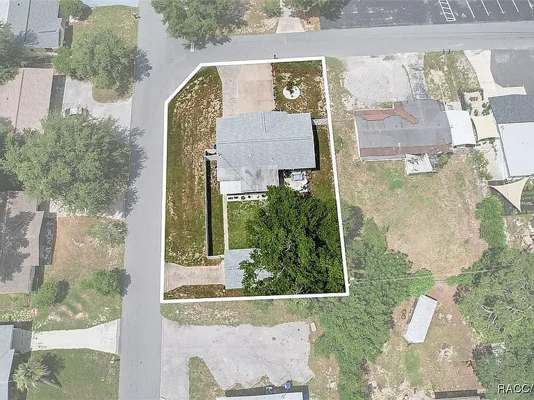 2 William Tell Ln — Photo 40