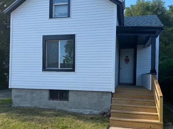 608 Front St, Aurora, IL 60505