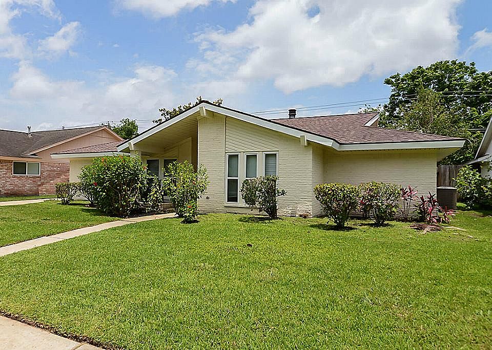 1st image of 7706 Braes Meadow Dr