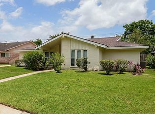 7706 Braes Meadow Dr, Houston, TX 77071