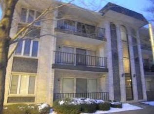 6252 S Mason Ave #2B, Chicago, IL 60638