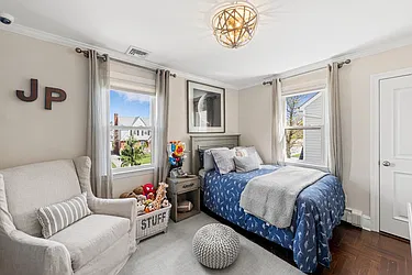 Sold by Nest Seekers International