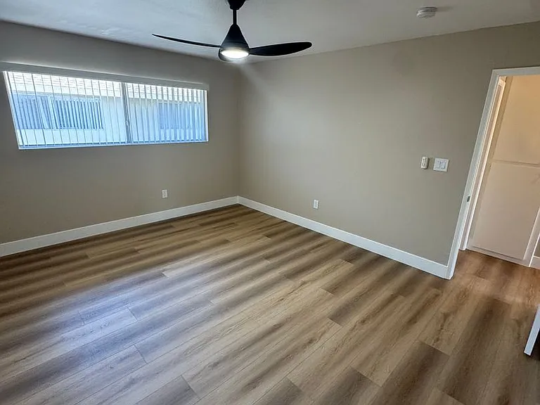 7302 Elk Cir — Photo 12