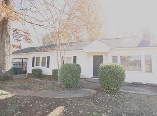 629 Tuckaseege Rd, Mount holly, NC 28120