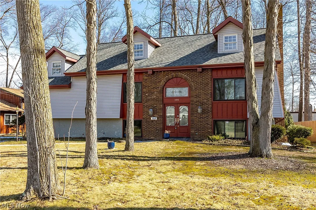 105 Northwood Hollow Ct photo 1
