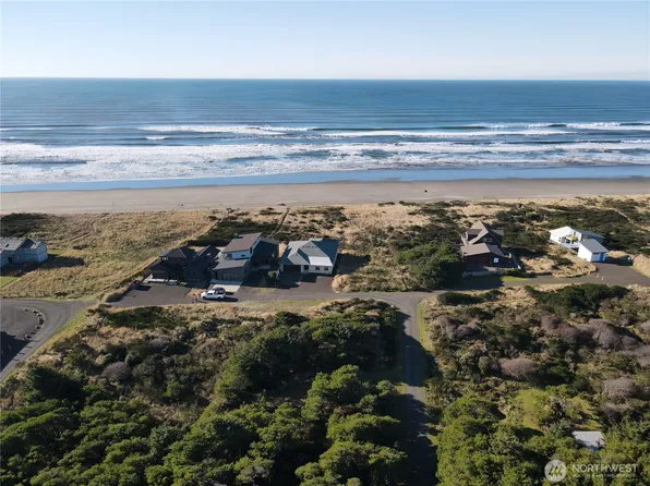 1 XX Strand Street, Westport, WA 98595