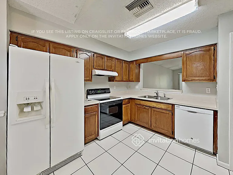 385 Filmore Dr — Photo 8
