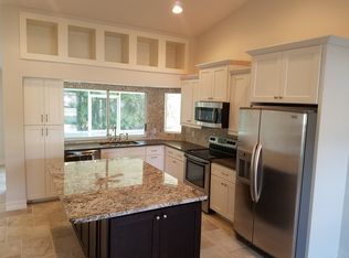 497 Raven Way, Naples, FL 34110