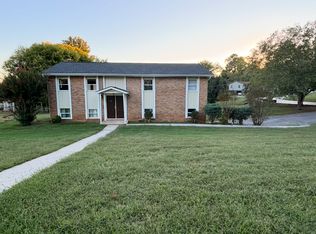 233 Oran Rd, Knoxville, TN 37934