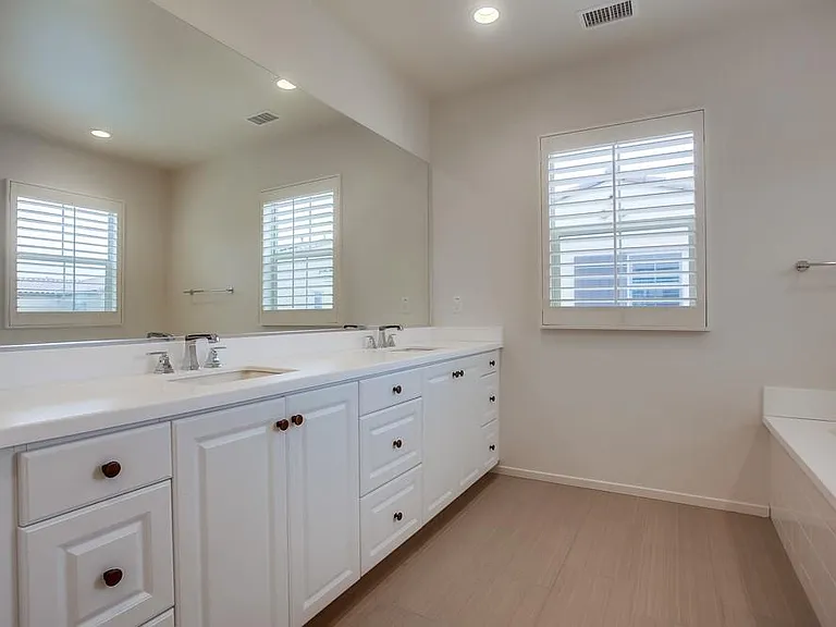 693 Gemstone Dr — Photo 38