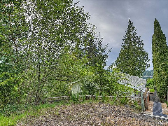 4th image of 2325 Crestridge Dr NW