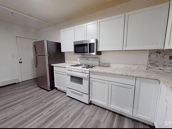 5th image of 666 Main St #B2