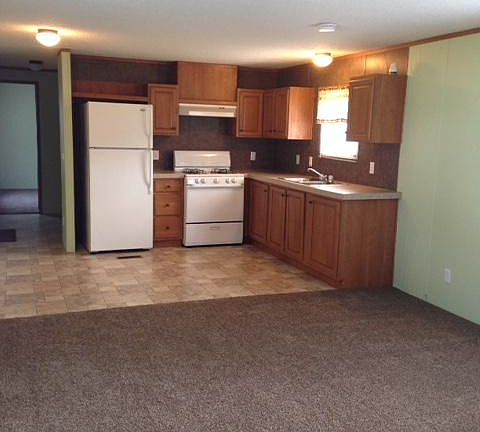 5th image of 300 E Spencer St Lot 112