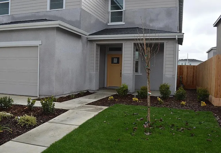 2454 Fidalgo Way — Photo 2
