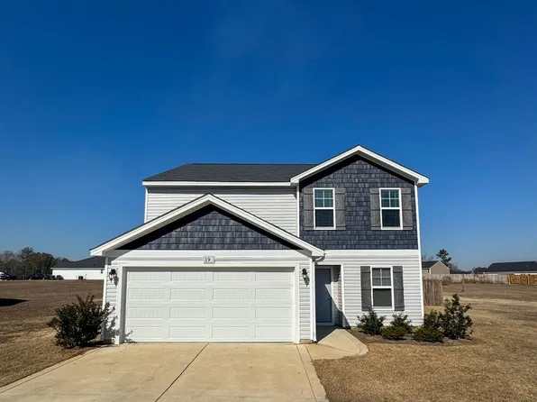 19 Terrier Ct, Parkton, NC 28371