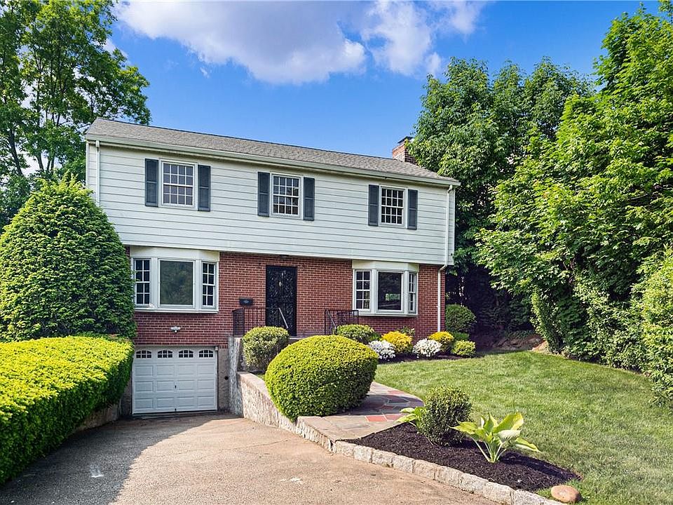 1st image of 11 Crawford Drive