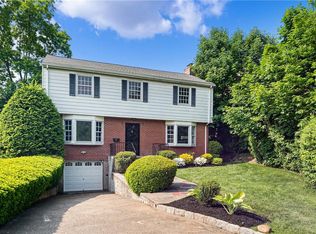 11 Crawford Dr, Tuckahoe, NY 10707