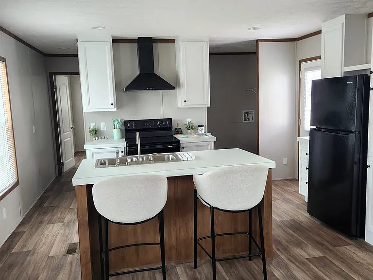 Magnolia Ridge — Photo 35