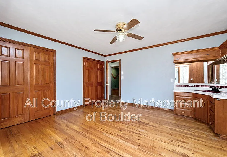701 S Miller Ave — Photo 15