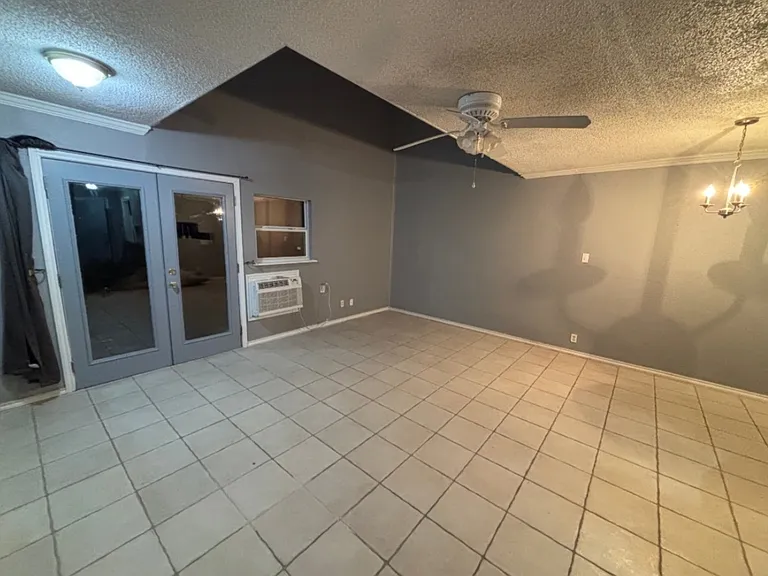 307 Bolivar Ave #3 — Photo 21