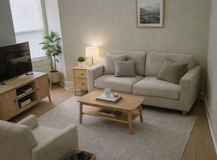 640 S East St #4R, Holyoke, MA 01040