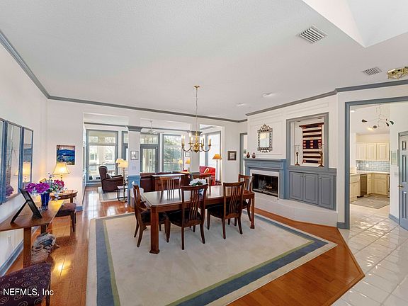 4th image of 169 SUMMERFIELD Drive