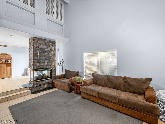 4th image of 3417 Yorkminster St
