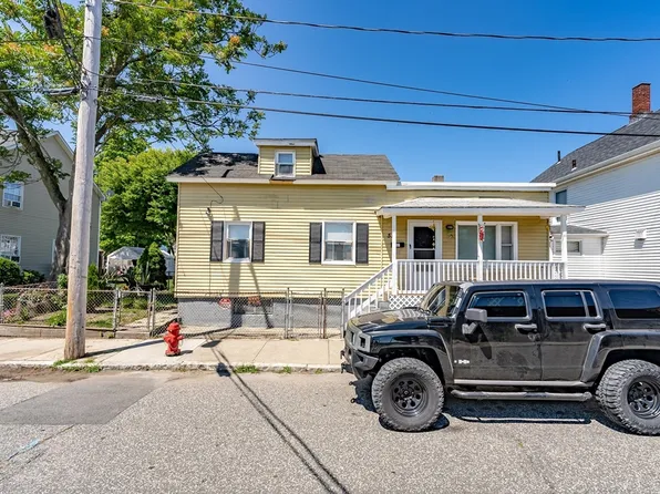 51 N Summer St, Holyoke, MA 01040