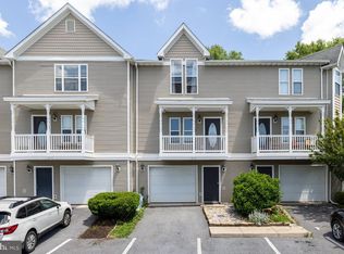 1316 Victorian Village Dr, Harrisonburg, VA 22802