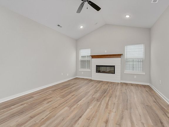 3rd image of 12269 W Northstar St