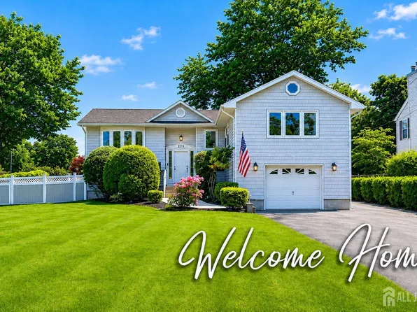 229 Grandview Ave, Piscataway, NJ 08854