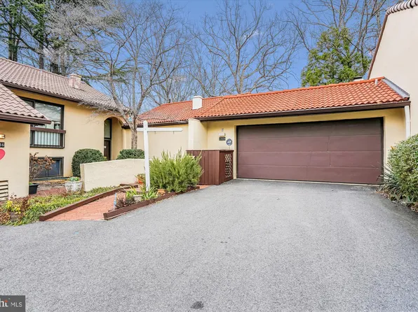 11634 Mediterranean Ct, Reston, VA 20190