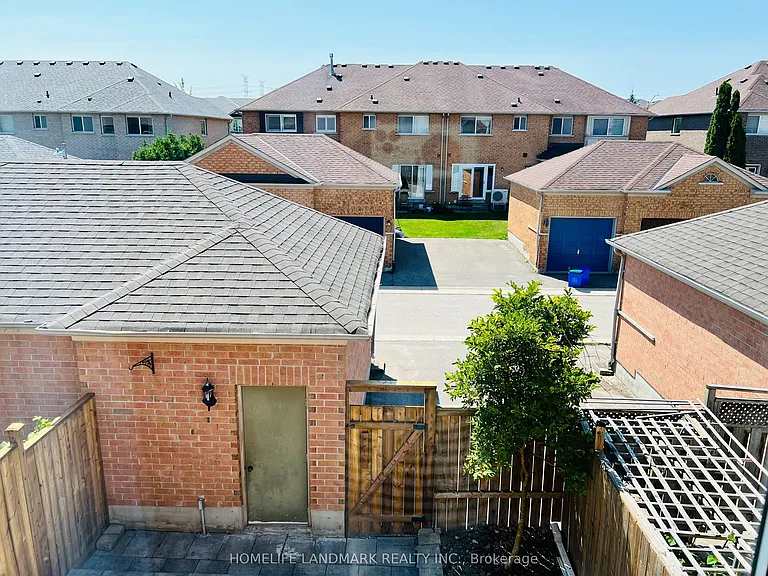 309 Bantry Ave — Photo 10