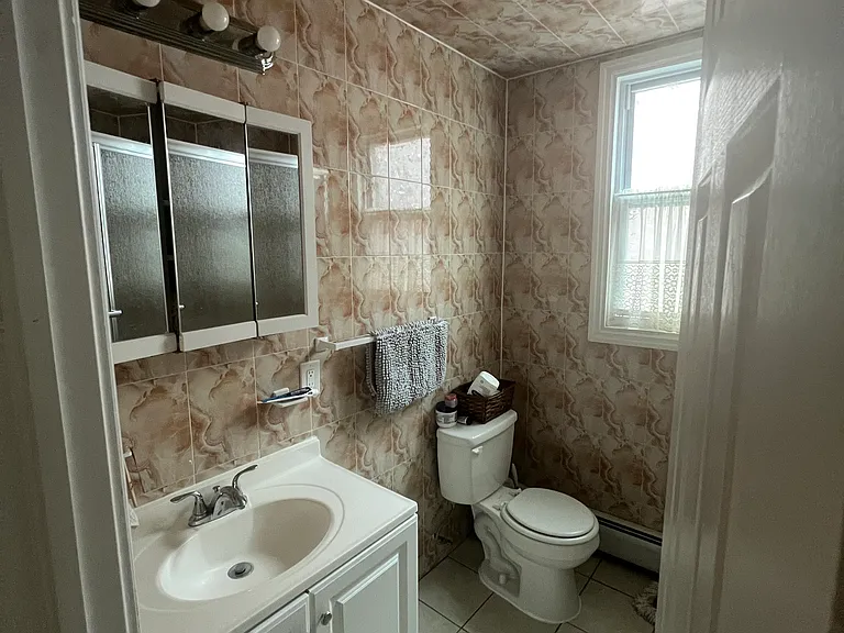 292 Woodlawn Ave #2 — Photo 11