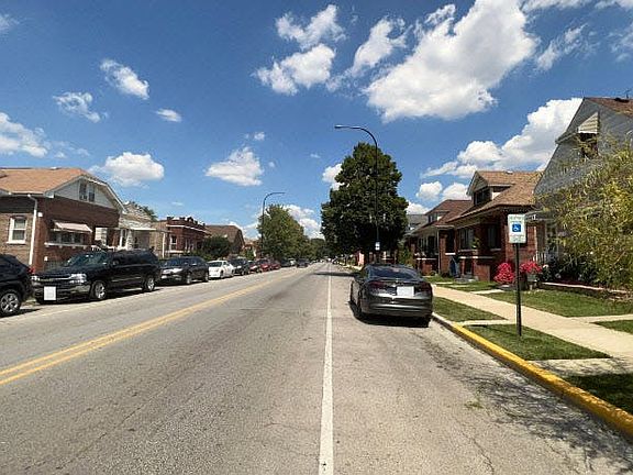4th image of 1430 S Central Ave