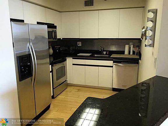 5th image of 3400 NE 192nd St APT 1411