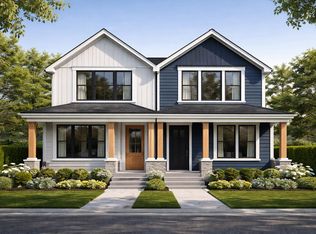 350 Keary St, New Westminster, BC V3L3L3