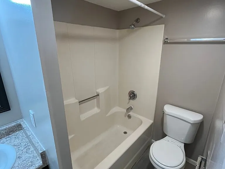 cpa - College Park Apartments — Photo 42