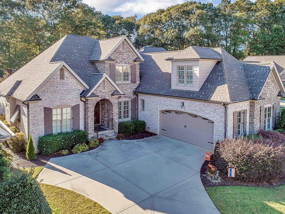 1st image of 123 Charleston Oak Ln