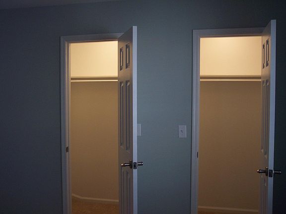 5th image of 1226 Fairmont Ave APT 1B