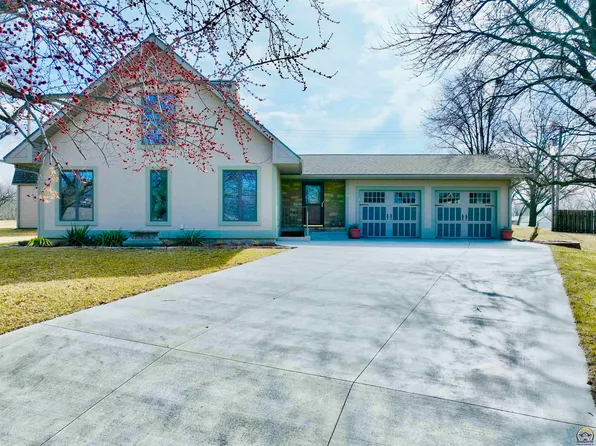 300 W Durink St, Saint Marys, KS 66536