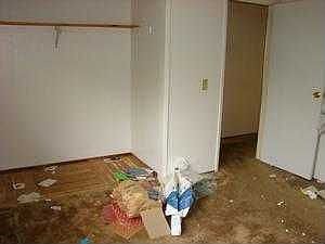 3rd image of 605 Cypress St