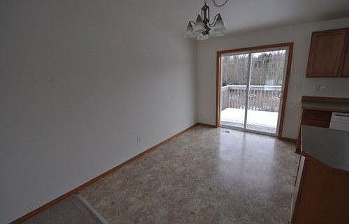 3rd image of 5707 80th Ave NE