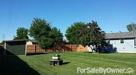 4th image of 2768 Scott Ave